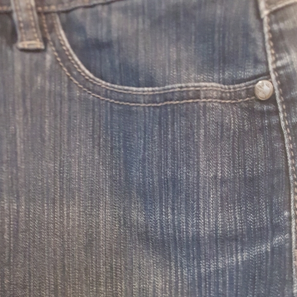 👖 Santana Gemstone Blue Jeans - Picture 5 of 9